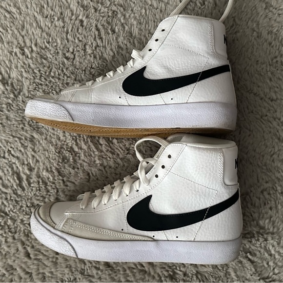 Nike Blazer Mid '77 Big Kids’ Shoes - Picture 5 of 8